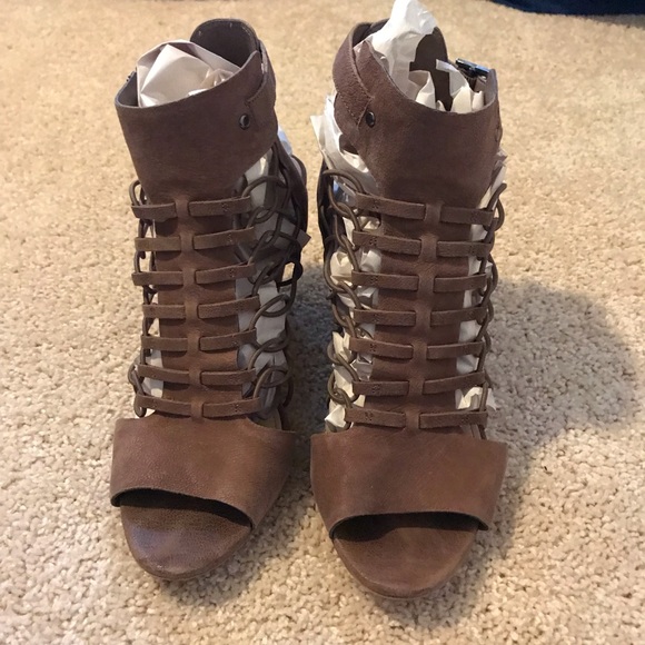 Vince Camuto Shoes - Brown Vince Camuto Evel caged sandals